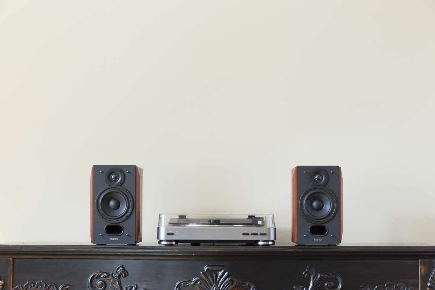 Perfect Turntable Companion